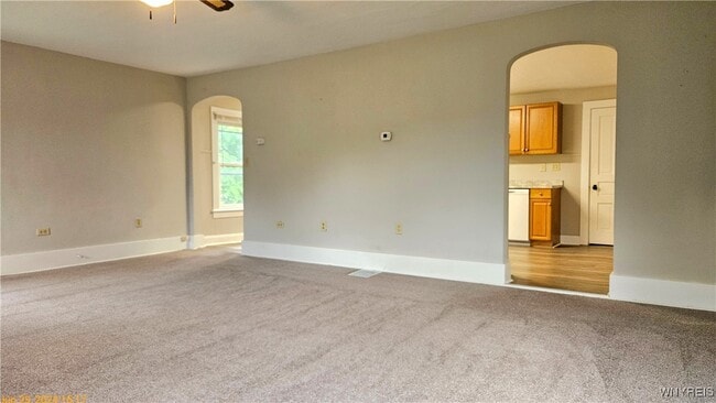 Building Photo - 3874 N Boston Rd