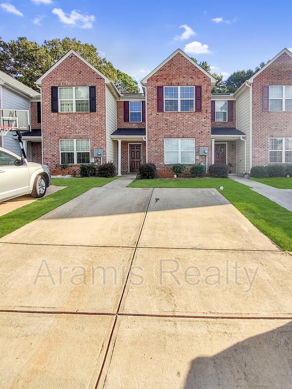 Building Photo - 3581 Rock Ridge Dr