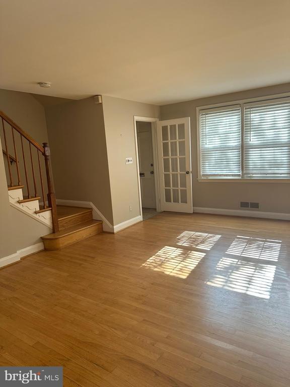 Foto del edificio - 1530 Cottage Ln