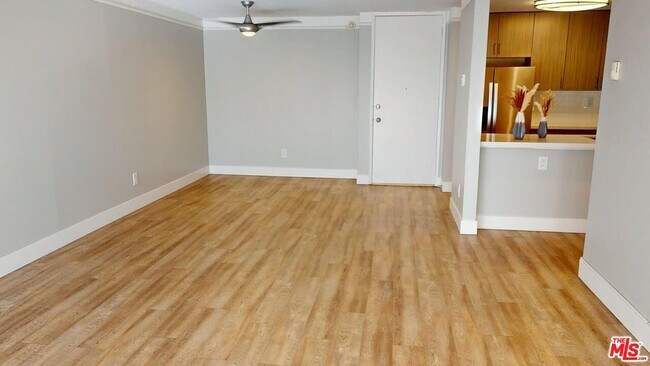 Foto del edificio - 6600 Beachview Dr