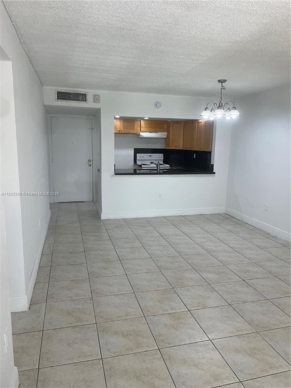 Photo - 10500 SW 108th Ave