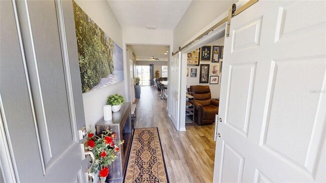 Foto del edificio - 5655 SW 78th Ave Rd