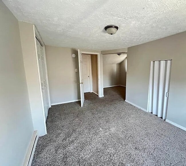 Building Photo - Welcome to our charming 1 bedroom