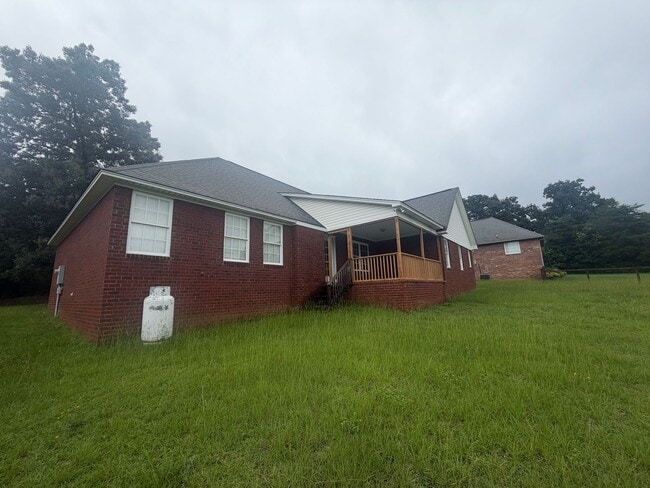 Foto del edificio - 1345 Raccoon Rd