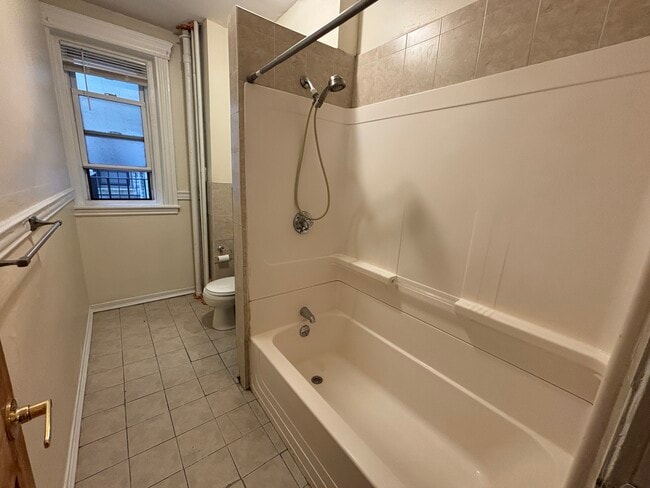 Building Photo - 360 Riverway