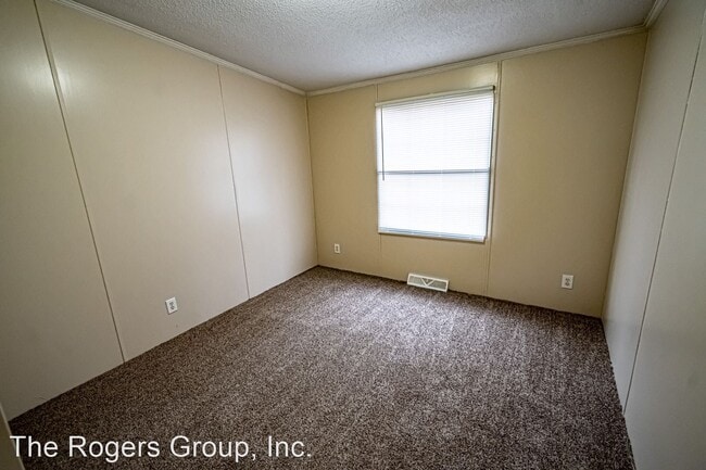 Building Photo - 3 br, 2 bath House - 6084 Cindy Lane