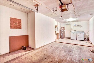Building Photo - 106 Hughson Ct