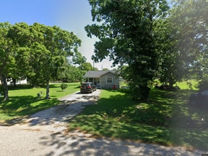 Building Photo - 1724 N Ave S