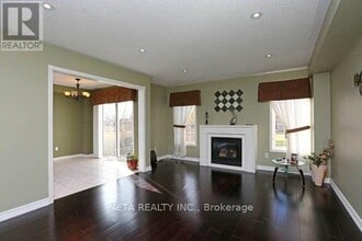 Building Photo - 1628 Glenbourne Dr