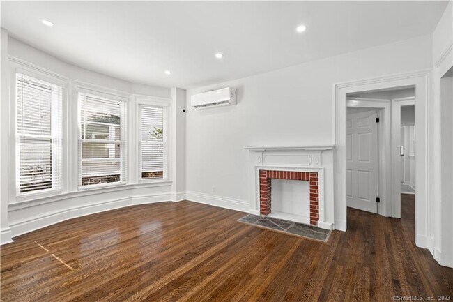 Foto del edificio - 318 Humphrey St