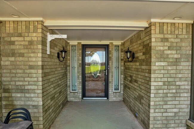Building Photo - 1501 E Cedar Lane Rd