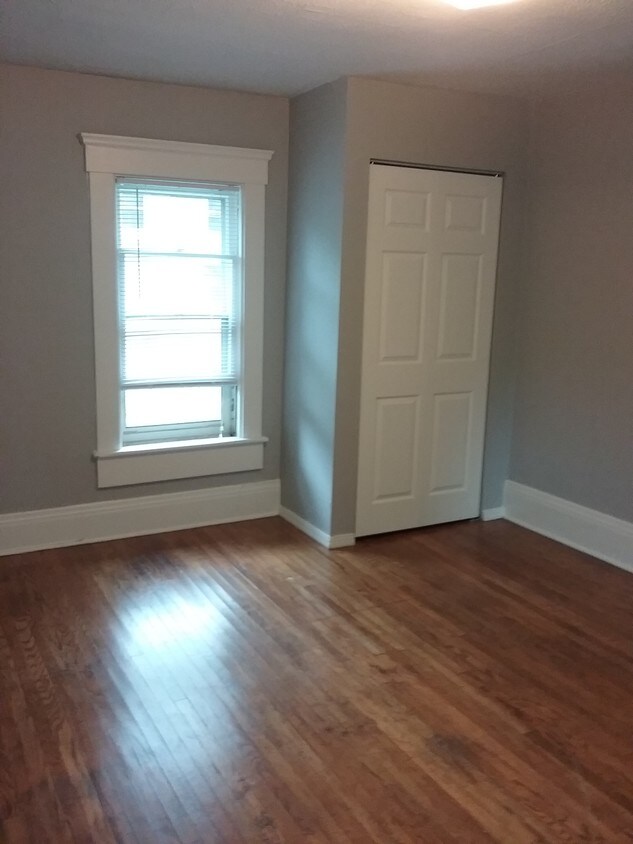 Primary Photo - 594 Crosby St