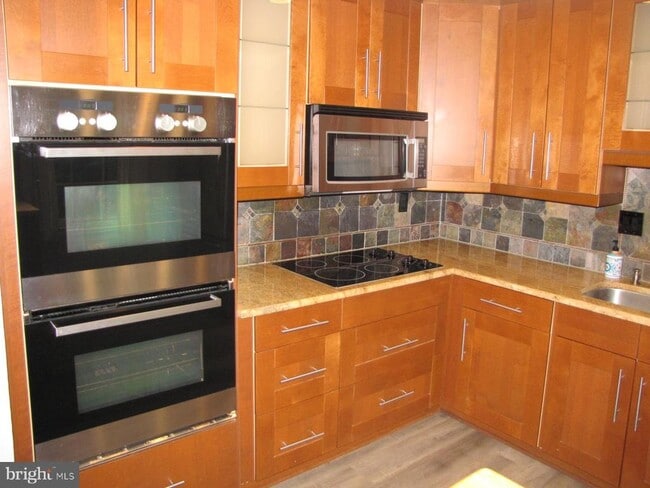Foto del edificio - 3354 Contessa Ct