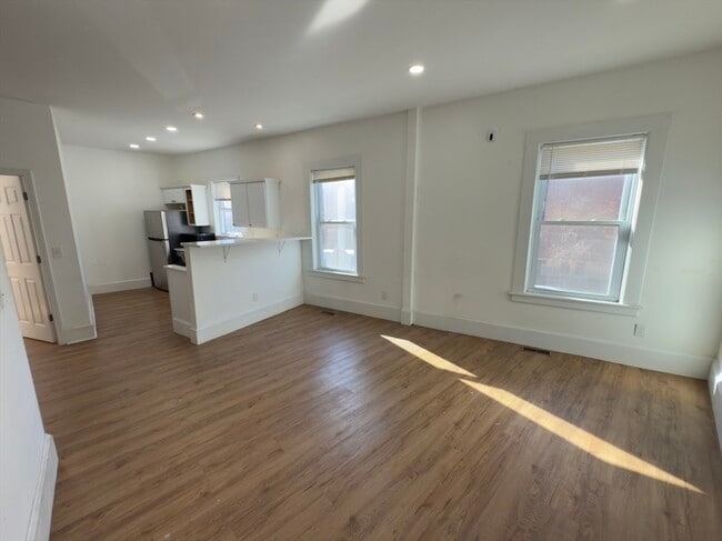 Foto del edificio - 112 South St