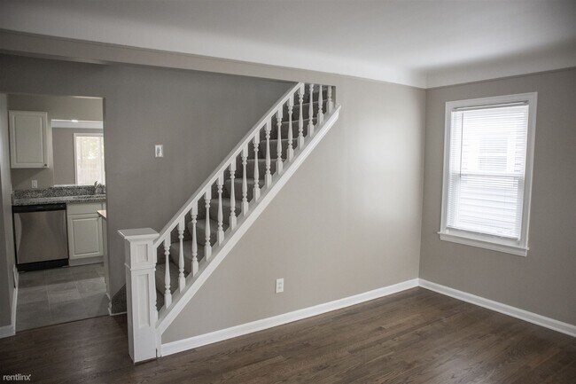 Foto del edificio - 3 br, 2 bath House - 213 East Webster Road