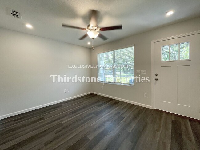 Building Photo - 4533 CAMBRIA Street, Jacksonville, FL 32207