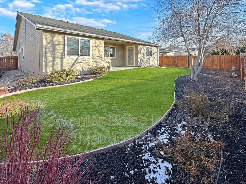 Primary Photo - 4704 Gala Ave