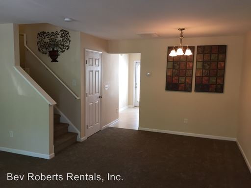 Building Photo - 321 Port Haven Dr