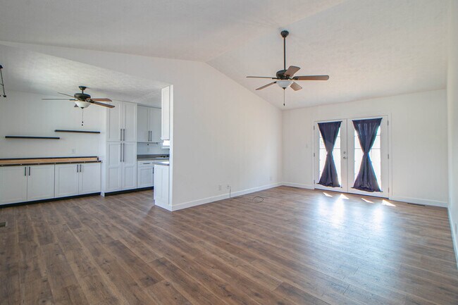 Foto del edificio - 107 Sidney Ct