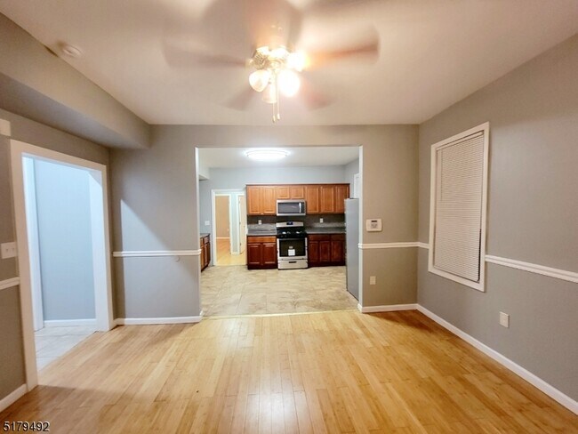 Building Photo - 43 Harding Terrace