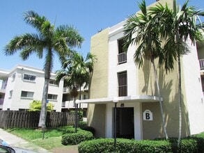 Building Photo - 7701 SW 88th St