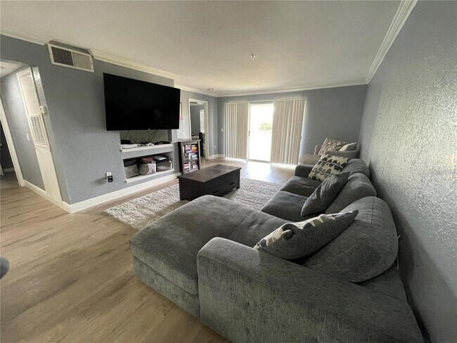 Foto del edificio - 13905 Fairway Island Dr