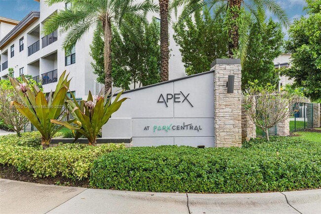 Foto del edificio - 7865 NW 104th Ave