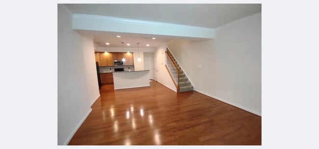 Building Photo - 7308 Brunson Cir