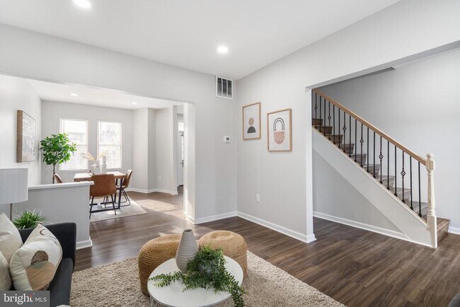 Foto del edificio - 1415 Carswell St