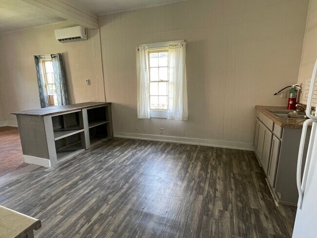 Foto del edificio - Home for rent in DeQuincy!