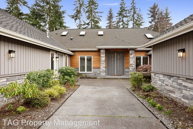 Building Photo - 5 br, 4.5 bath House - 8485 Hunts Point Lane