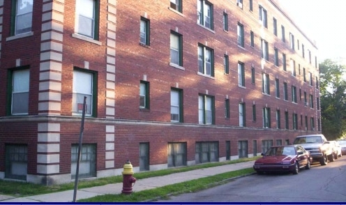 Building Photo - Broderick Manor