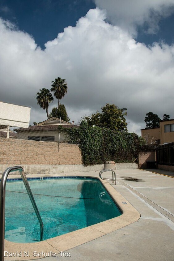 Building Photo - 1268 Mariposa St