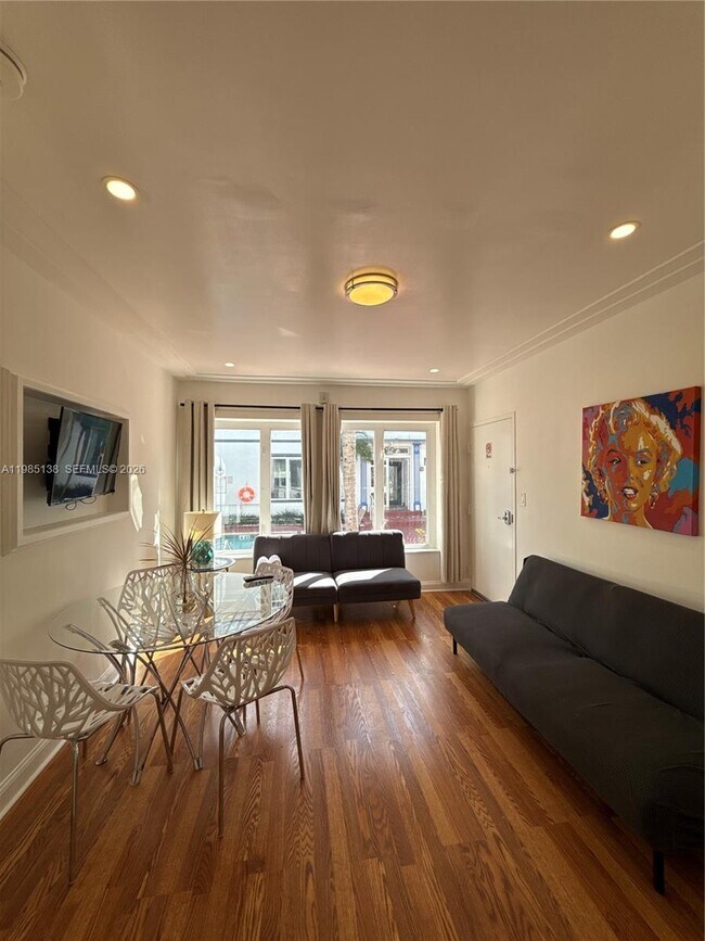 Foto del edificio - 1542 Jefferson Ave