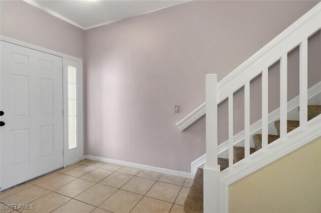 Foto del edificio - 936 Hampton Cir