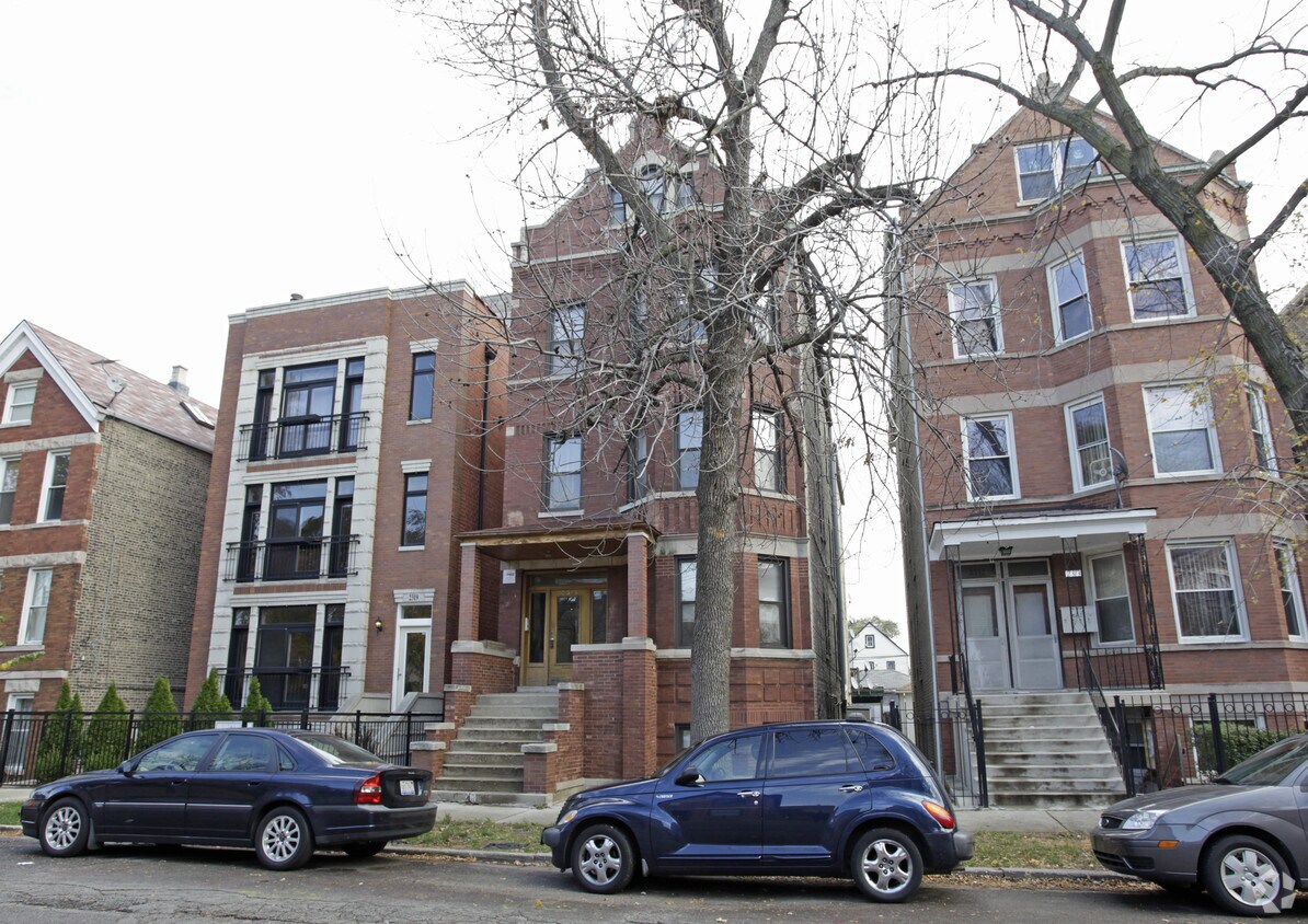 Foto del edificio - 2315 N Leavitt St