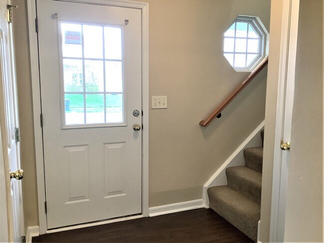 Building Photo - 3180 Summitrun Drive