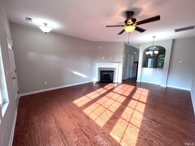 Building Photo - 846 Cupola Dr