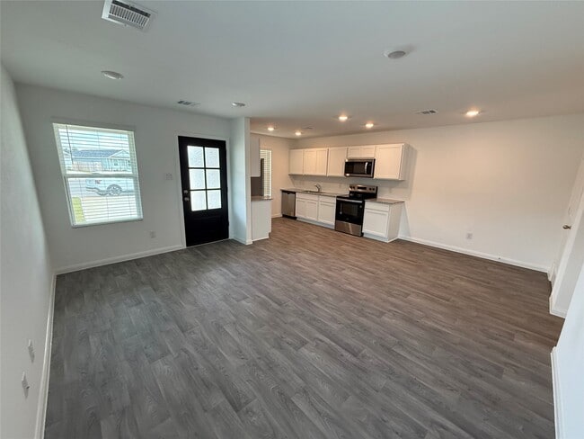 Building Photo - 12010 William Trails Cir