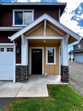 Building Photo - 636 S 36th Ave