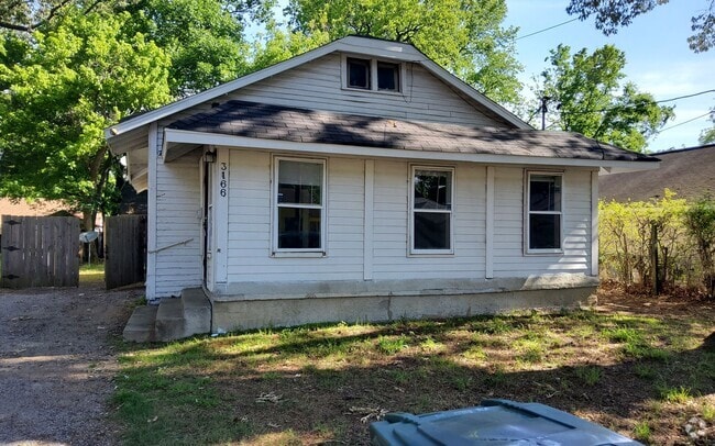 Building Photo - 3166 Given Ave