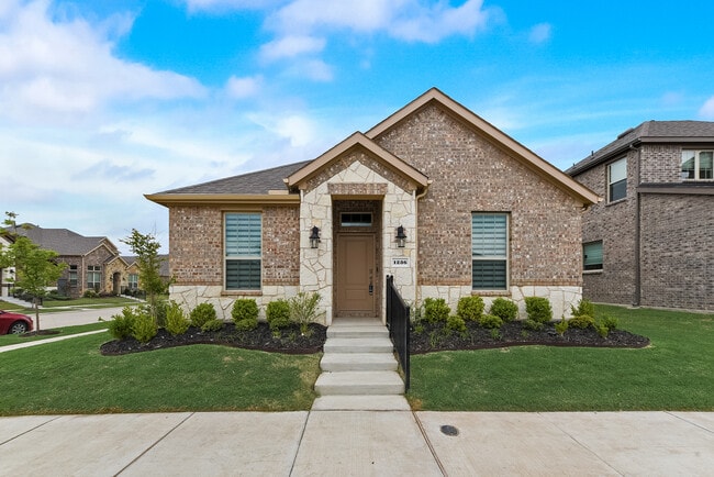 Building Photo - 1236 Sagefield Way