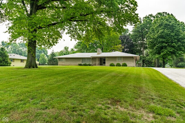 Foto del edificio - 8071 Allisonville Rd