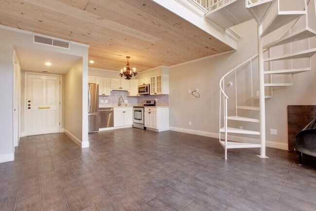 Building Photo - 150 Maribeau Square NW