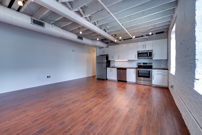 Foto del edificio - Newly Rennovated Two Bedroom