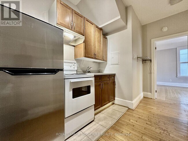 Photo du bâtiment - 646 Broadview Ave