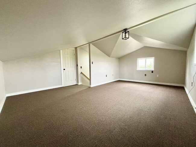 Building Photo - Cozy House in Meadow Lakes Area