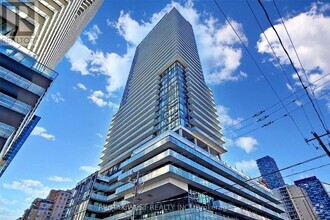 Building Photo - 161-3161 Roehampton Ave