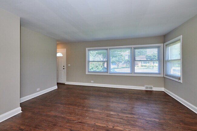 Foto del edificio - 7810 E Prairie Rd