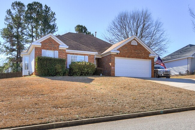 Building Photo - 3 Bed 2 Bath in Grovetown!